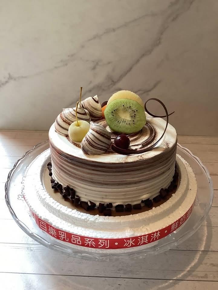 8吋 巧克力鮮奶油蛋糕,百樂蛋糕